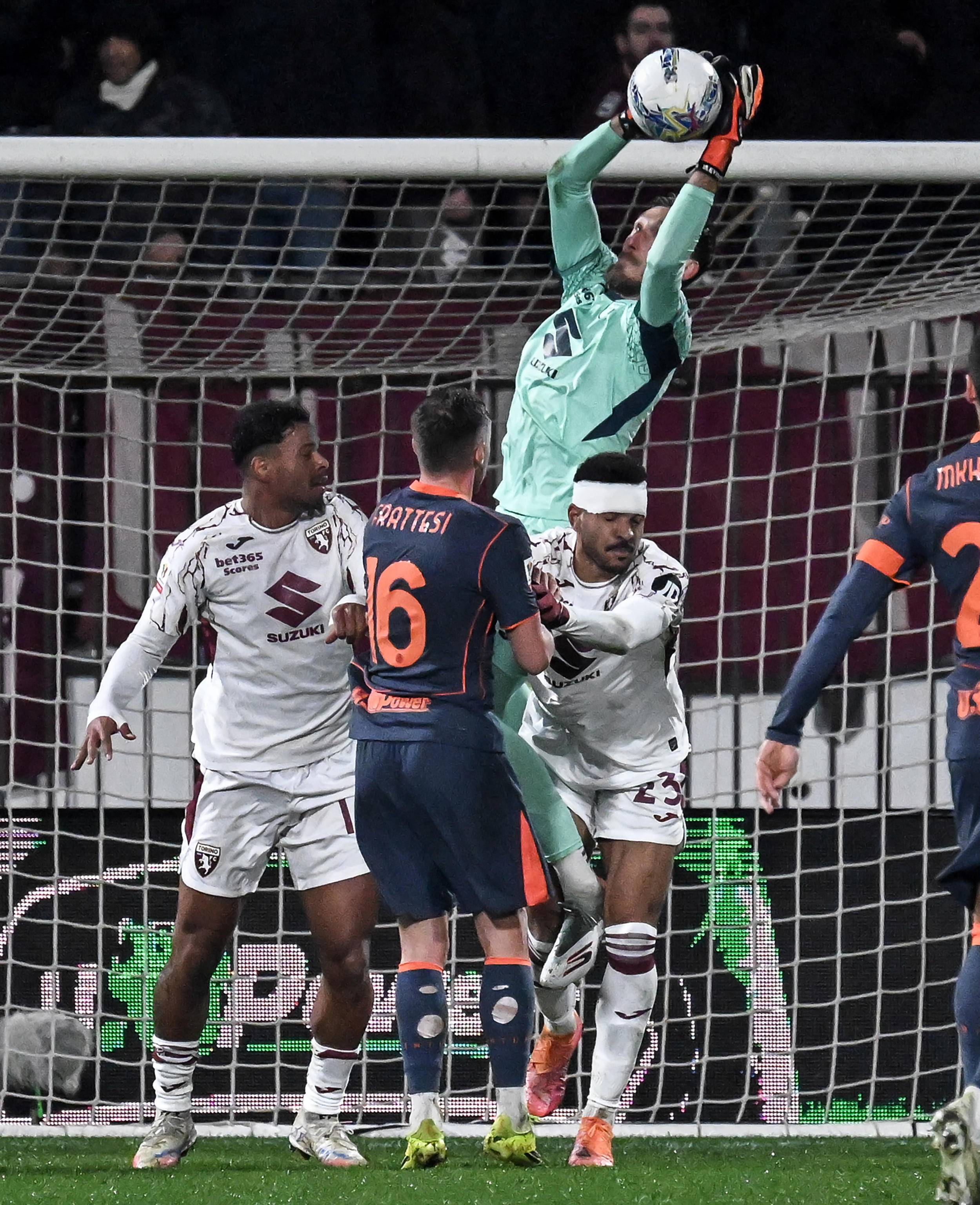 （外代二线）足球——意大利杯：国米晋级半决赛